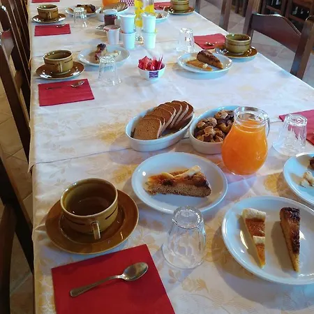 Agriturismo La Cinciallegra ファームステイ *